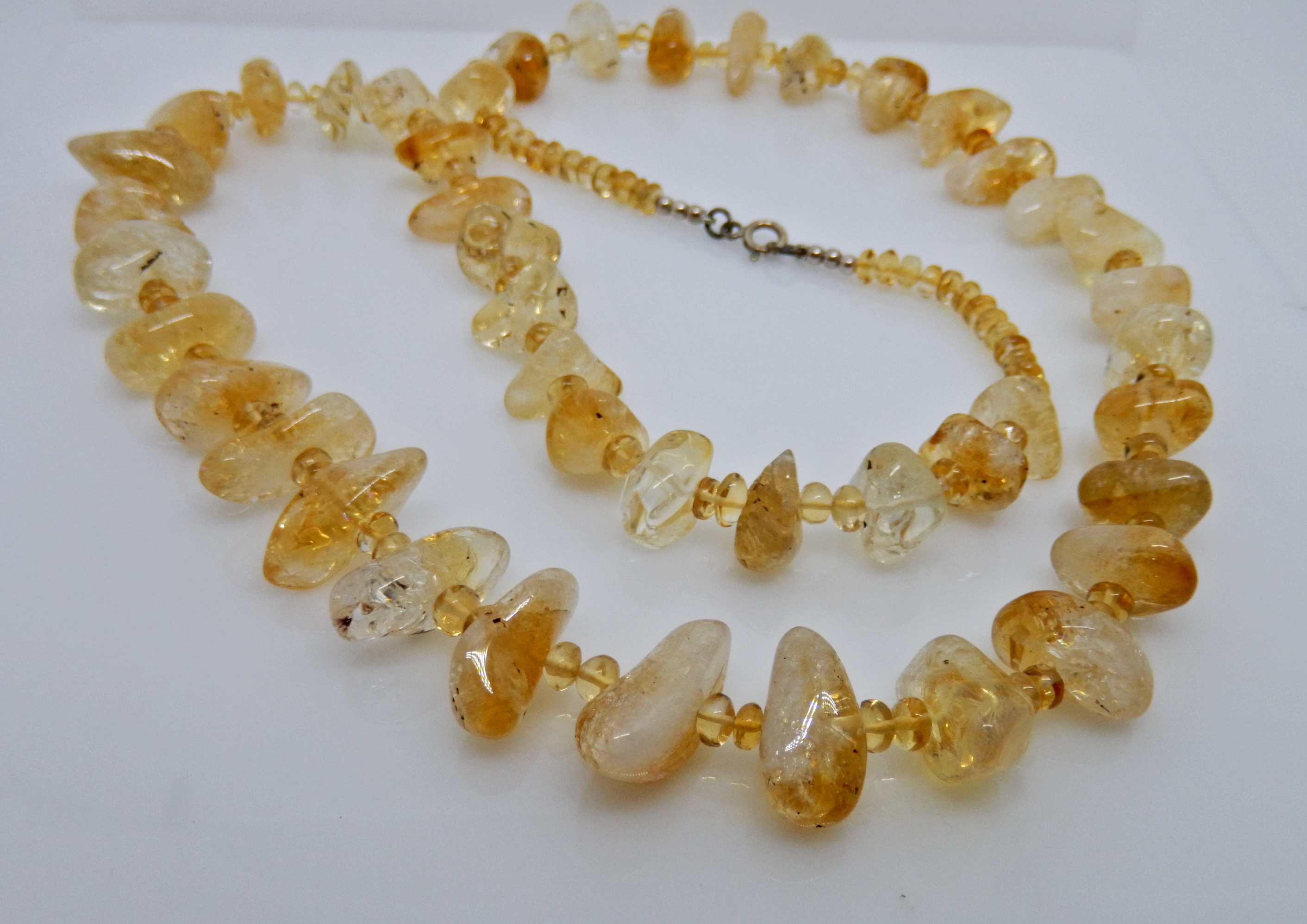 colar pedras citrinos 2